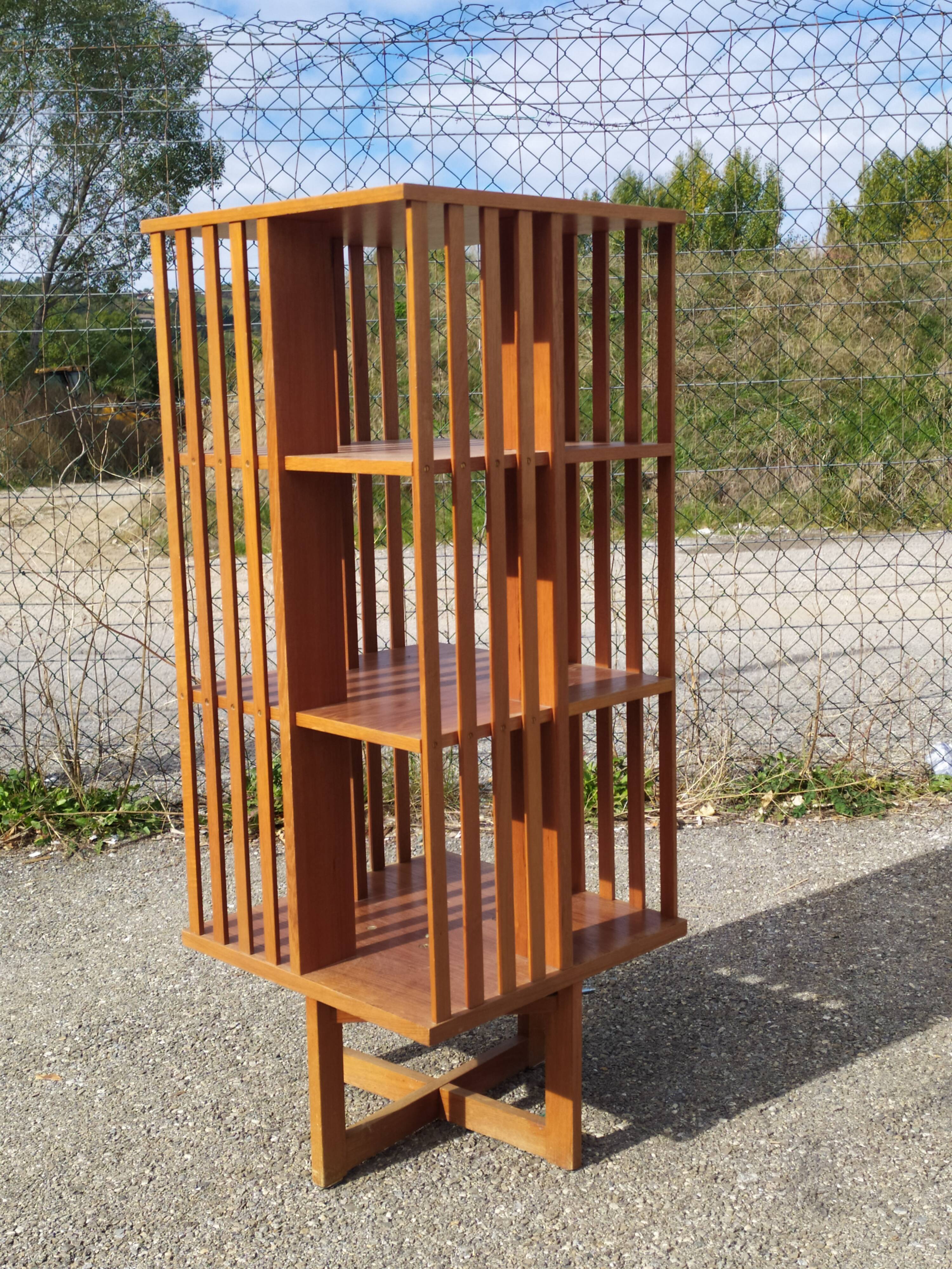 Revolving column furniture - 60s/70s