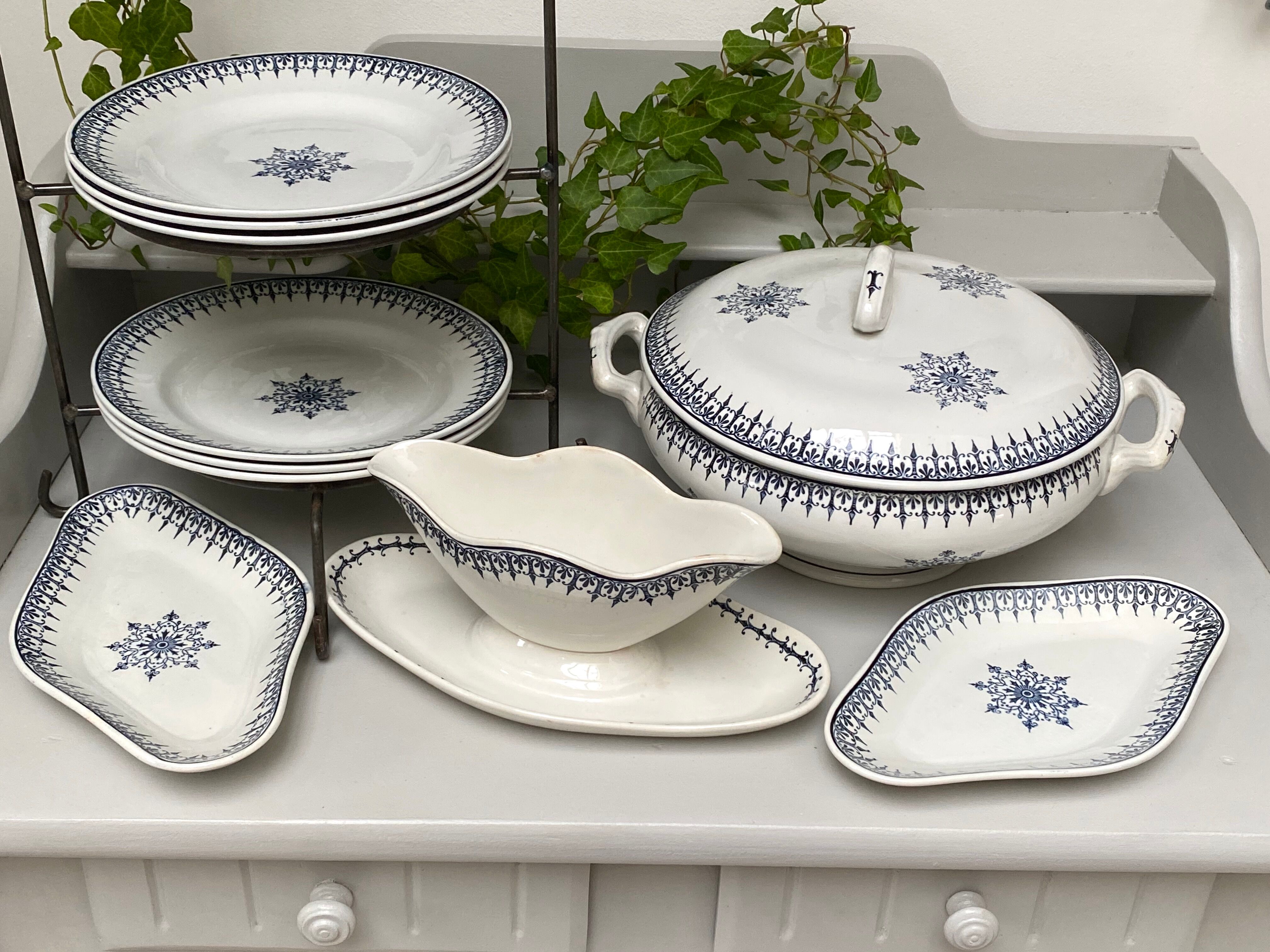 Pairs of old dishes St Amand