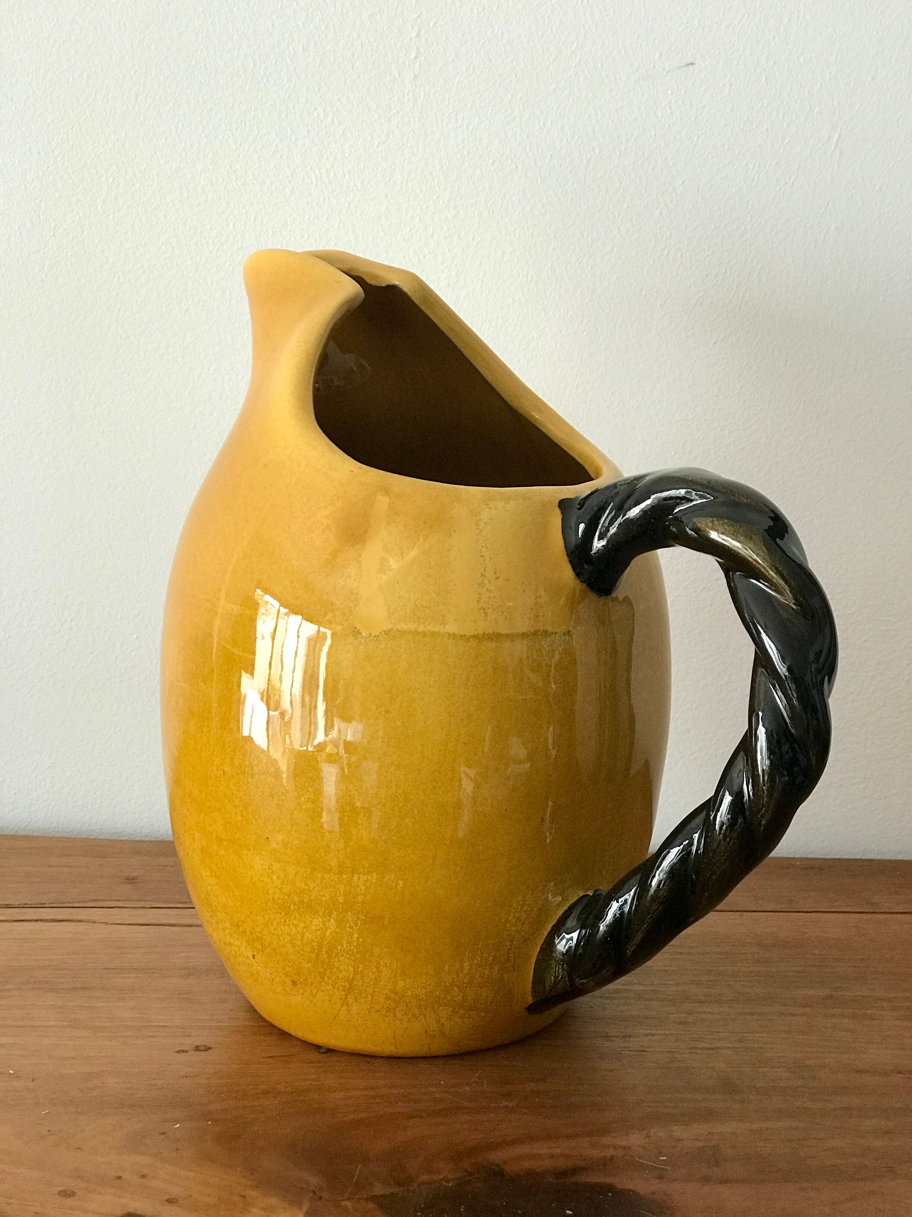 Pitcher Vallauris
