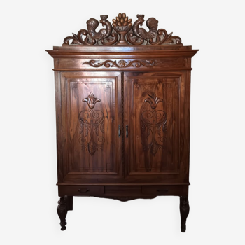 Armoire