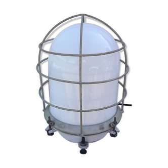 Lampe de marine en metal et opaline blanche