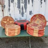 5 poufs
