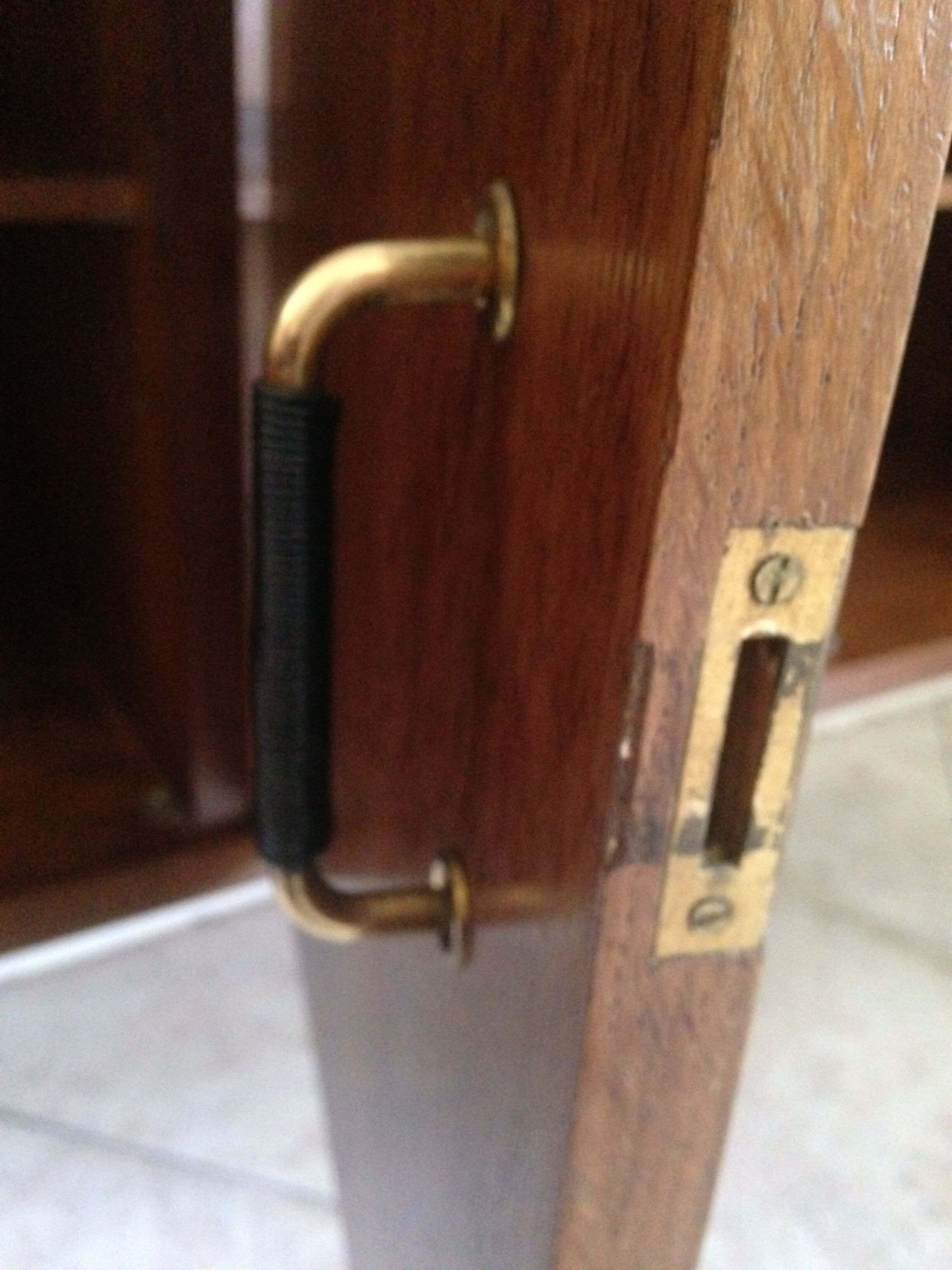 Sideboard SAM Edition with compass feet