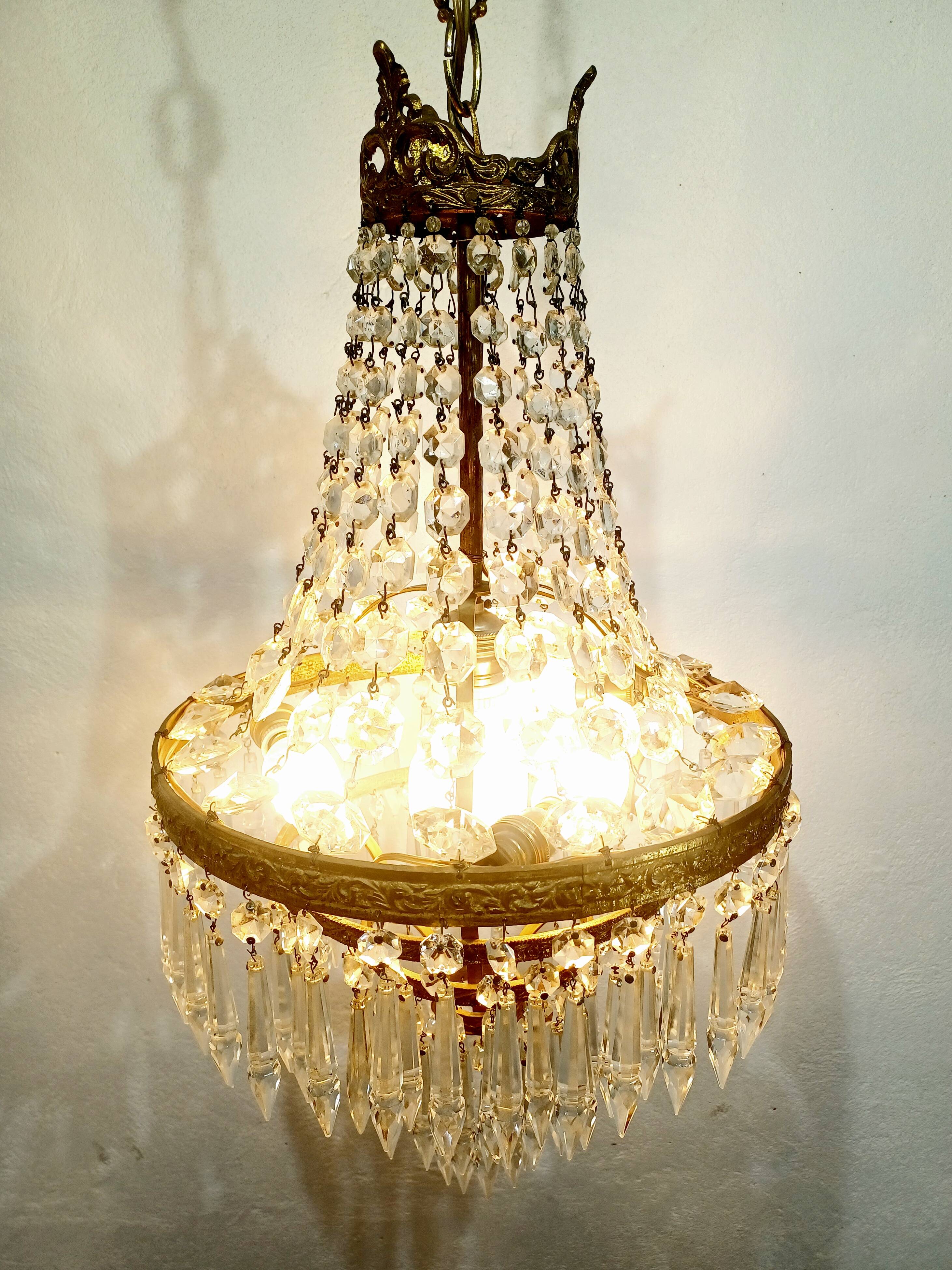 4-light hot air balloon chandelier