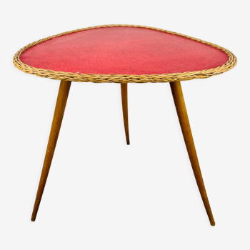 Table d'appoint tripode osier rouge années 50