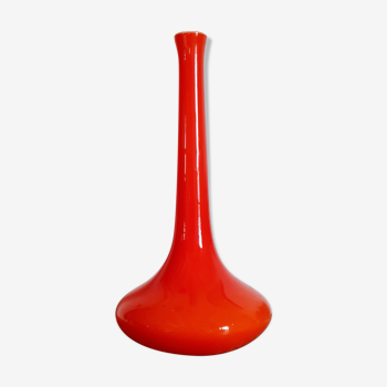 Vintage coral soliflore vase