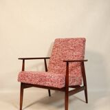Fauteuil scandinave et repose-pieds couleur homard rouge design by H. Lis