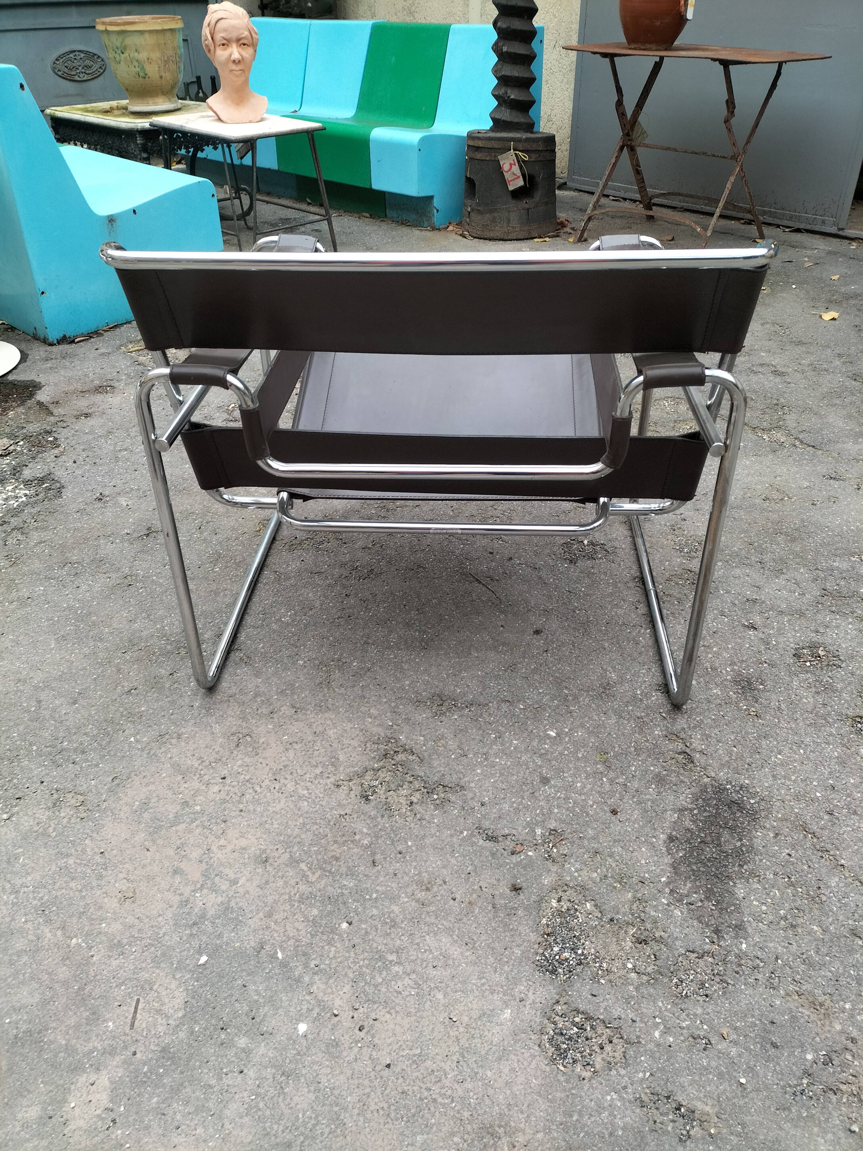 Armchair Wassily gavina edition