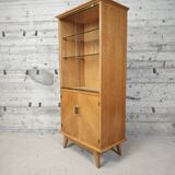 Vintage showcase