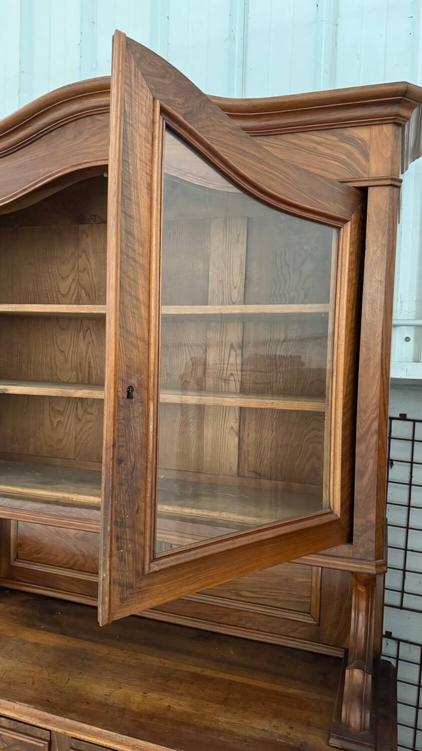 Buffet 2 corps ancien en noyer