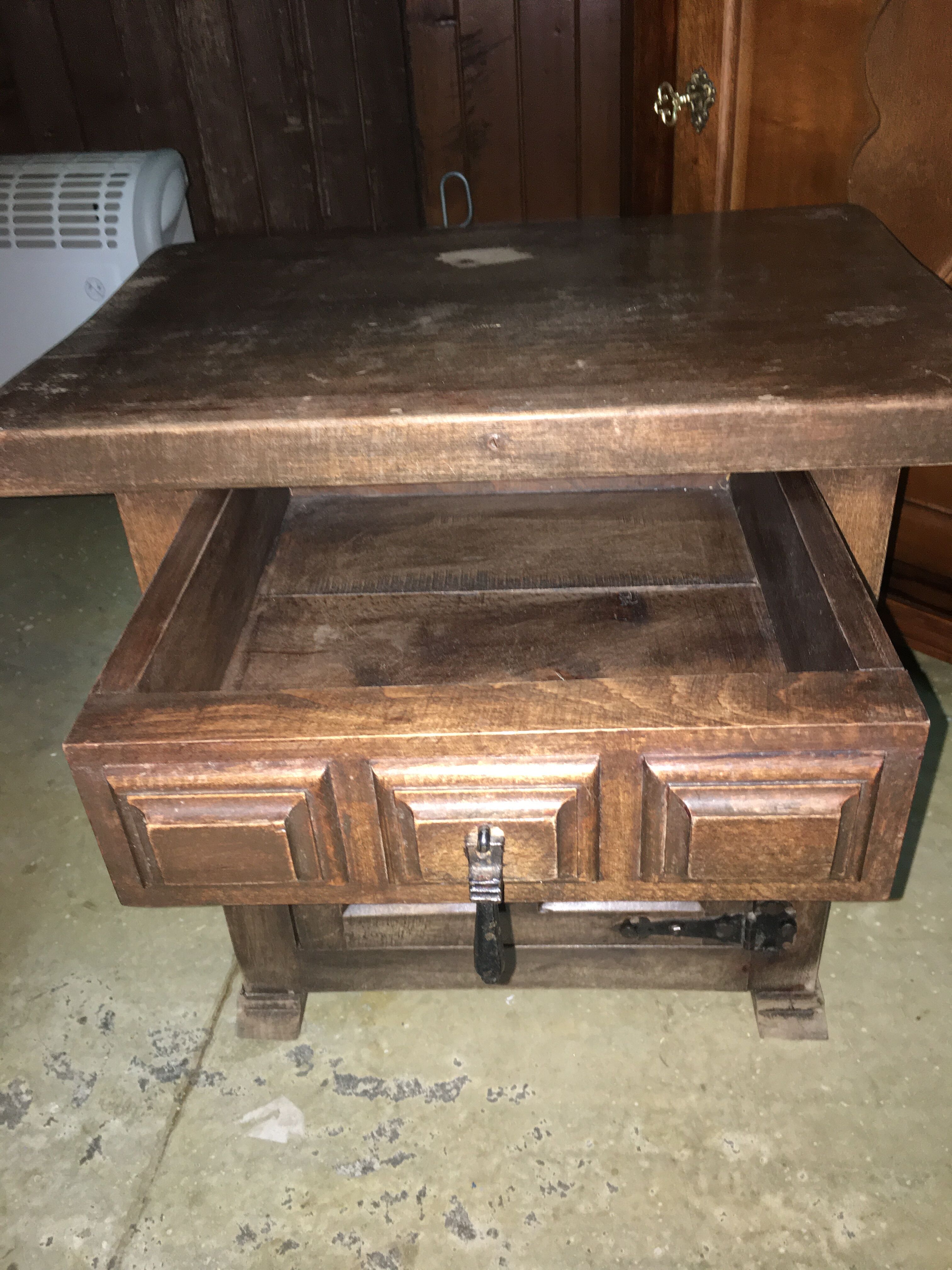 Breton style bedside