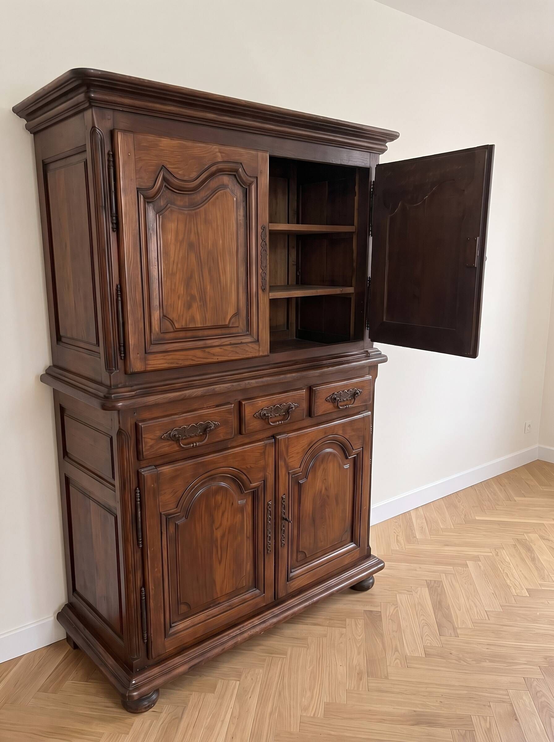 Rustic two-body buffet in solid wood