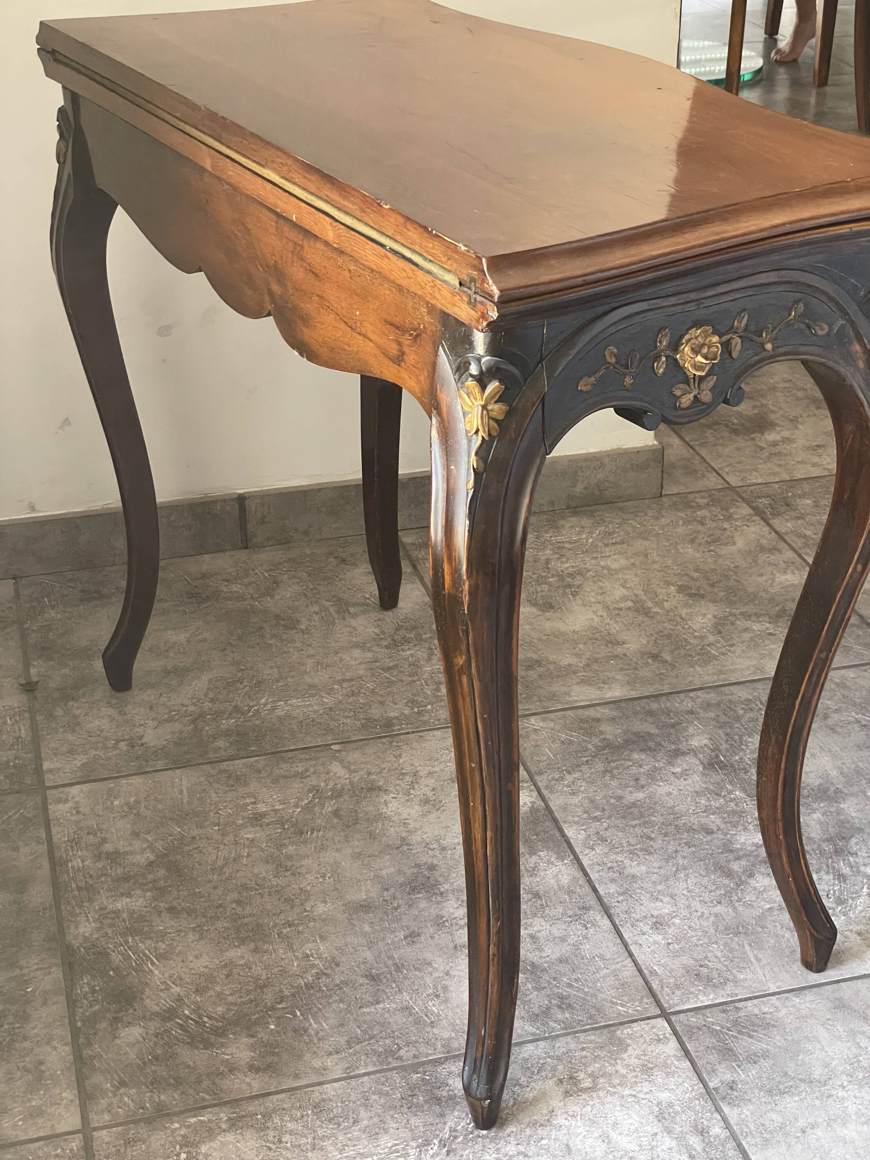 Louis XV games table