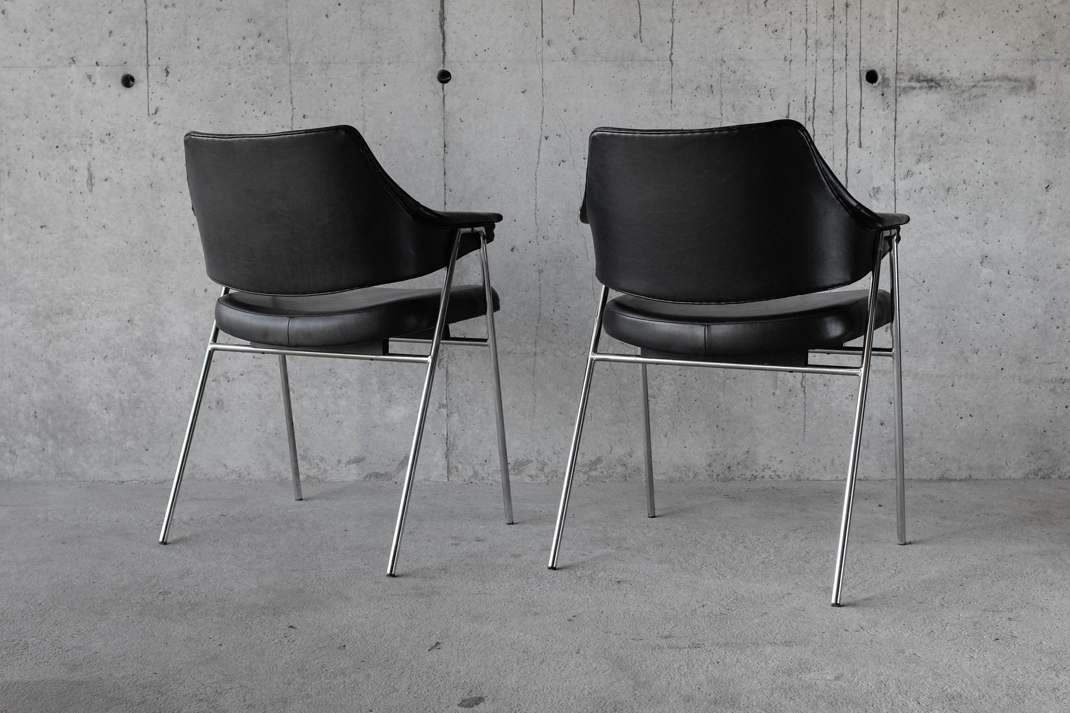 Pair of armchairs 1960