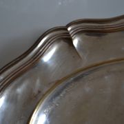 Plat serviteur apéritif métal argenté poinçon HKE et verre