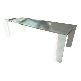 Twice dining table by Bonaldo