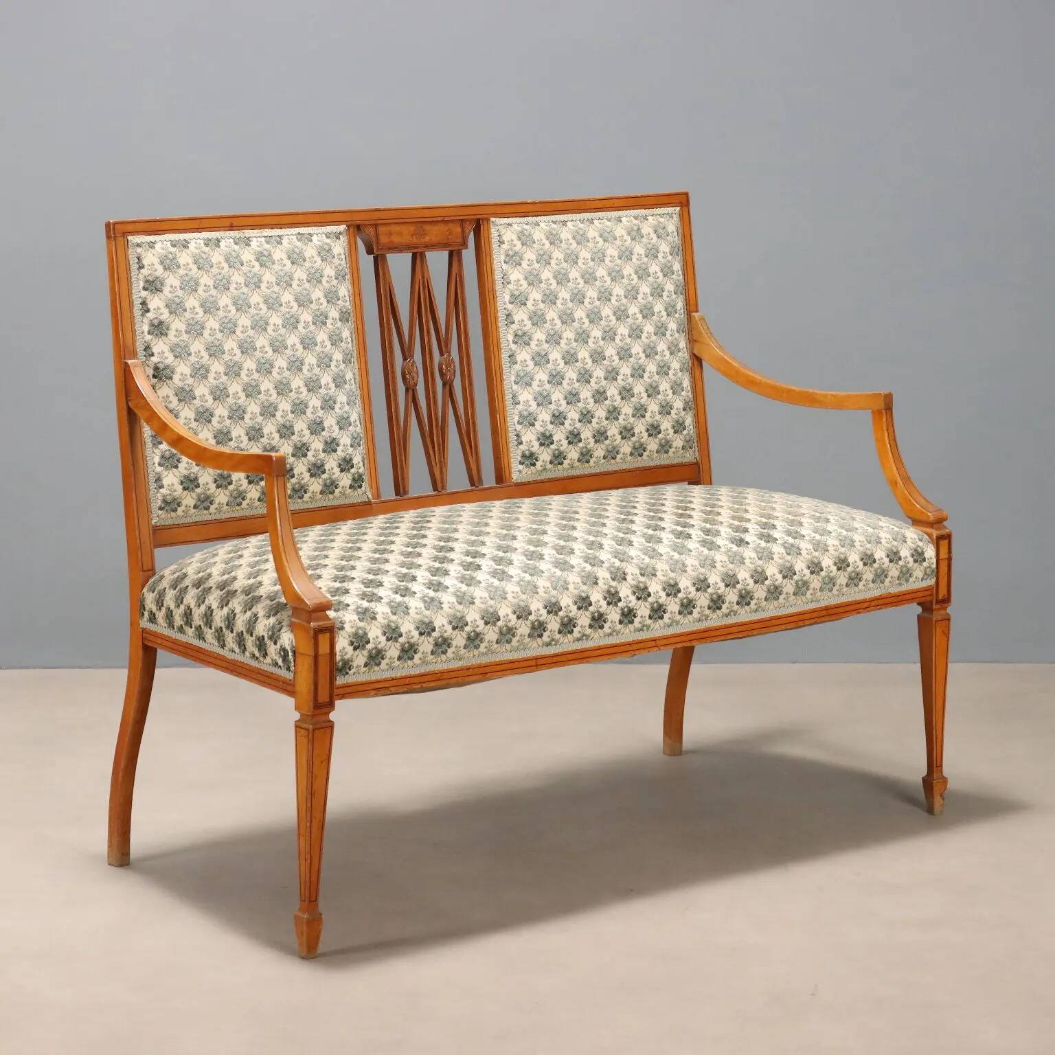 Canapé victorien ancien en acajou et tissu, Royaume-Uni, XIXe siècle