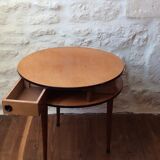 A worker sewing vintage from the 60s