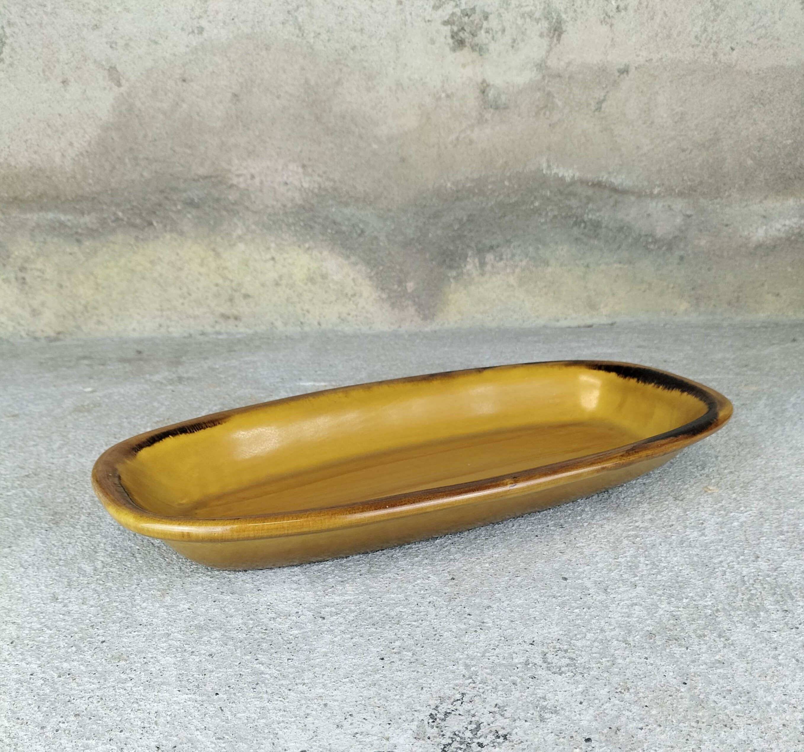 Small rectangular dish Saint Clement France