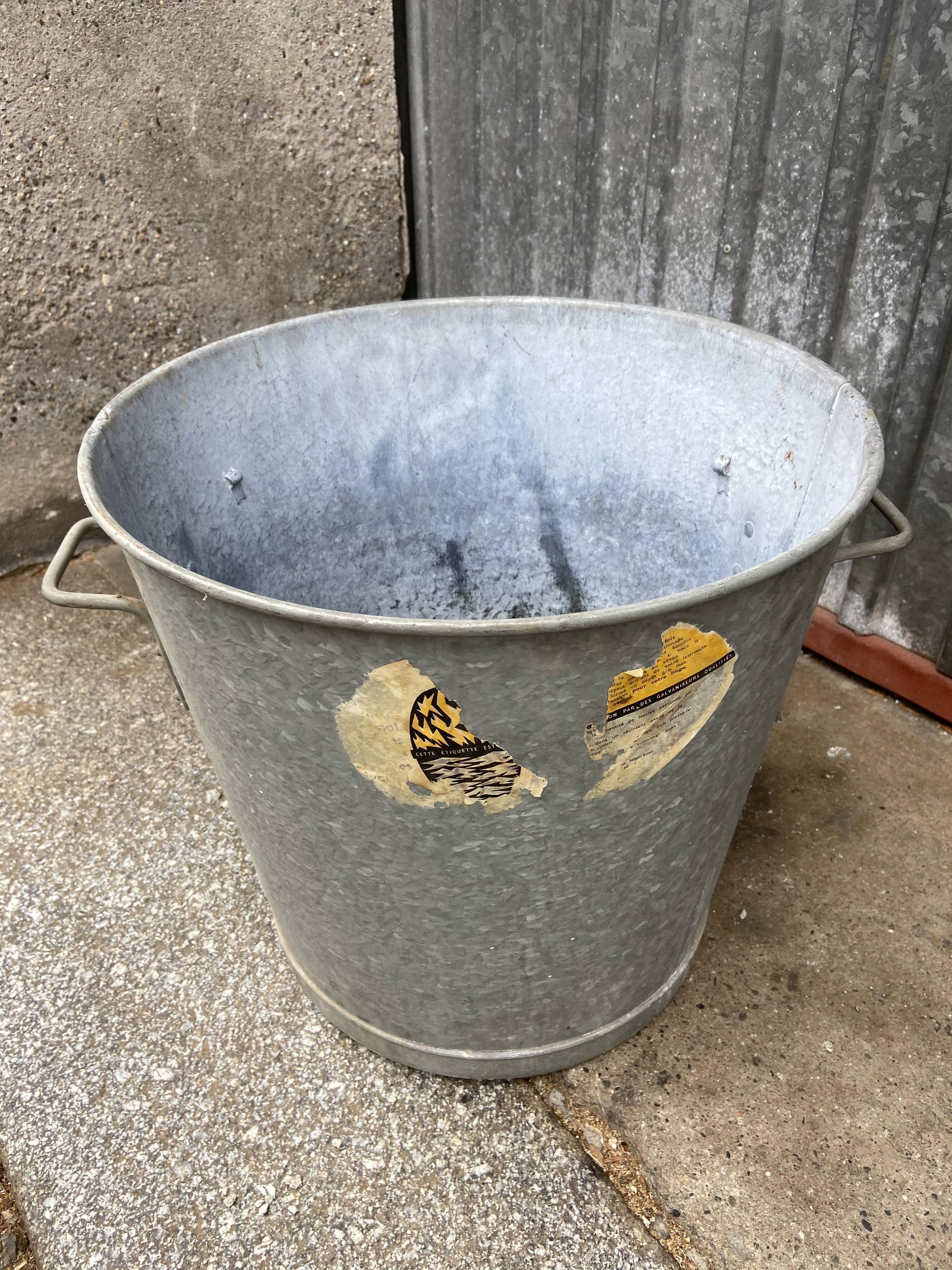 Vintage galvanized zinc laundry basin 1950
