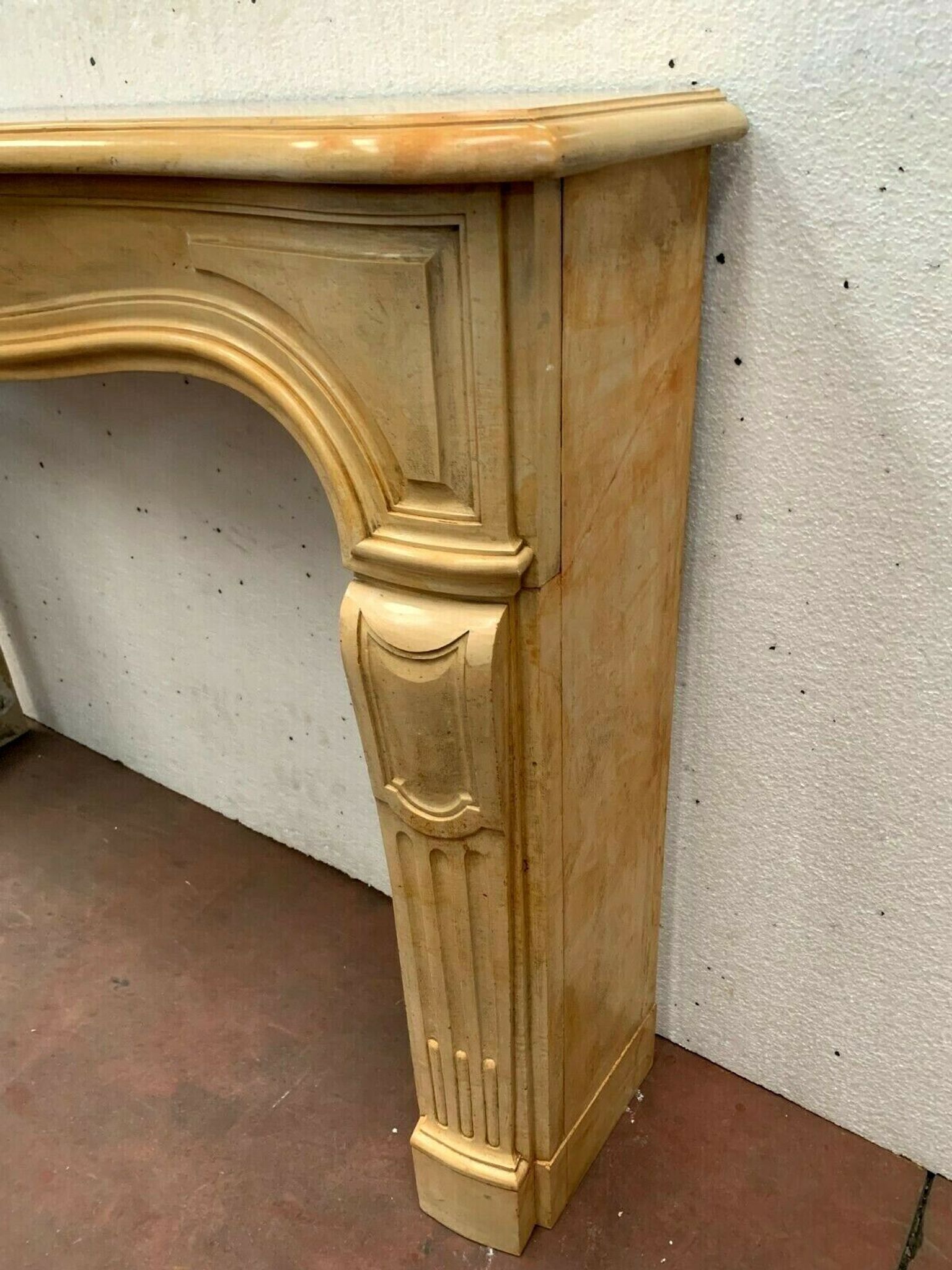 Louis XV style fireplace in natural stone XX century