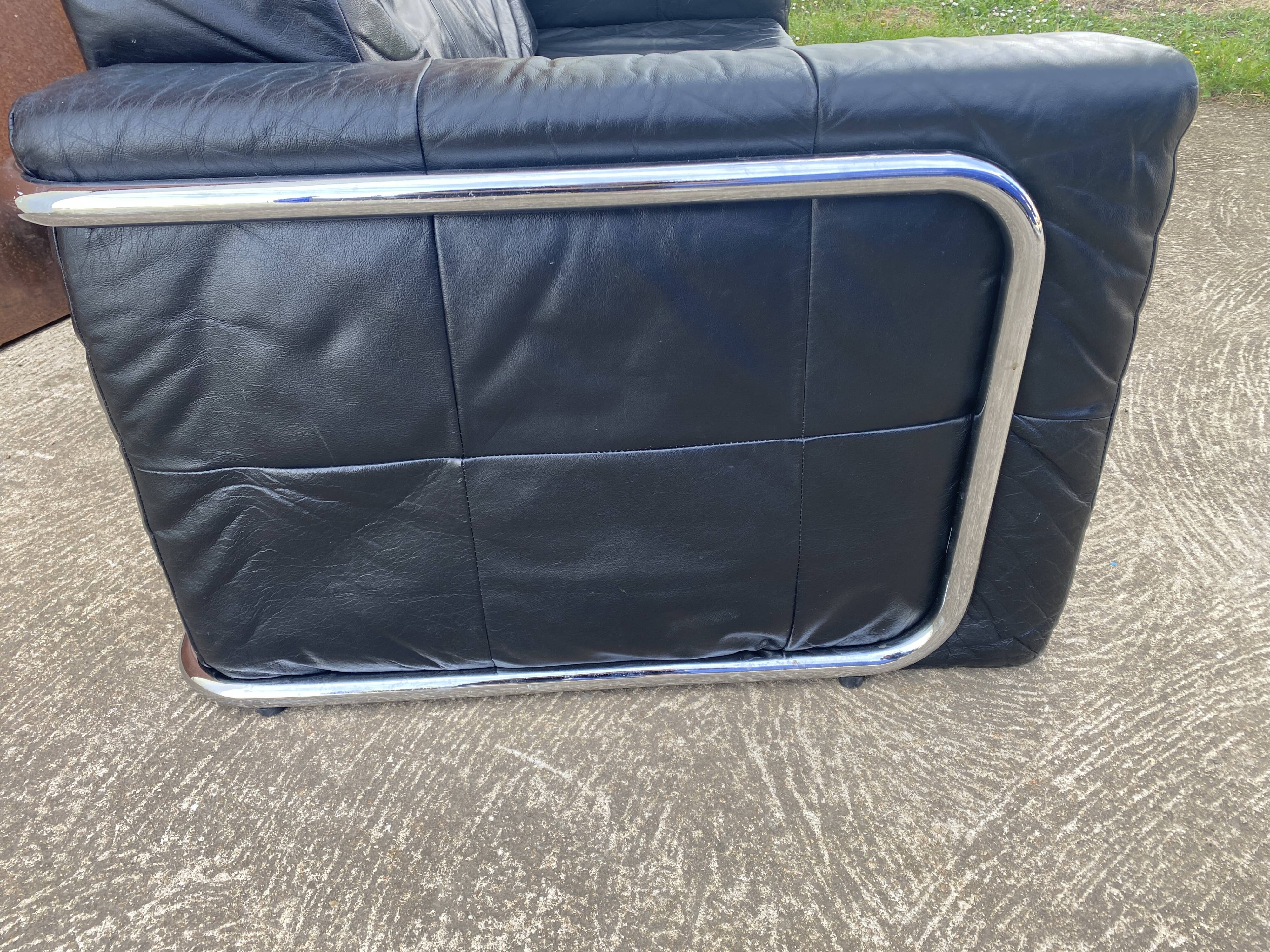 Canapé cuir et chrome vintage 1980