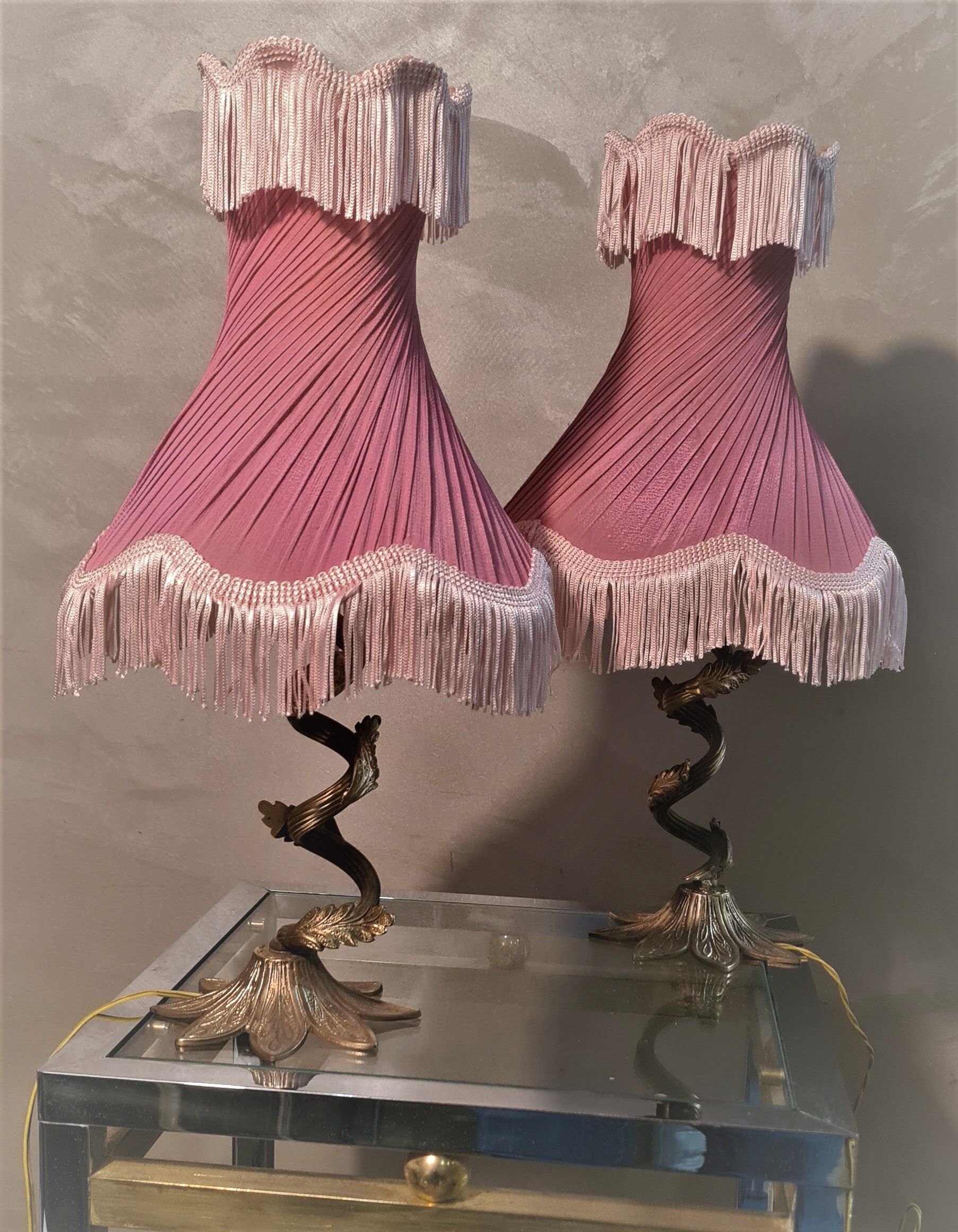 2 bedside lamps 1900