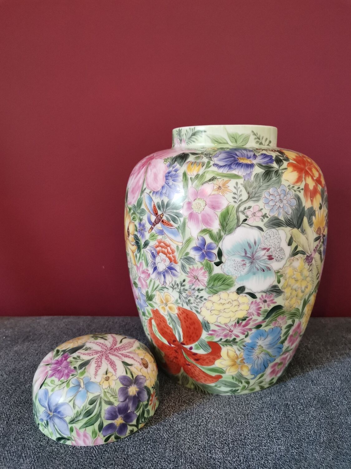 Vase jar flowers