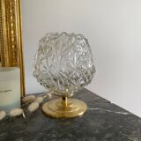 Table lamp with vintage globe