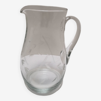 Carafe en cristal ciselé