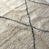 Moroccan Berber carpet Beni Ouarain with dark grey diamonds 2.6x1.53m
