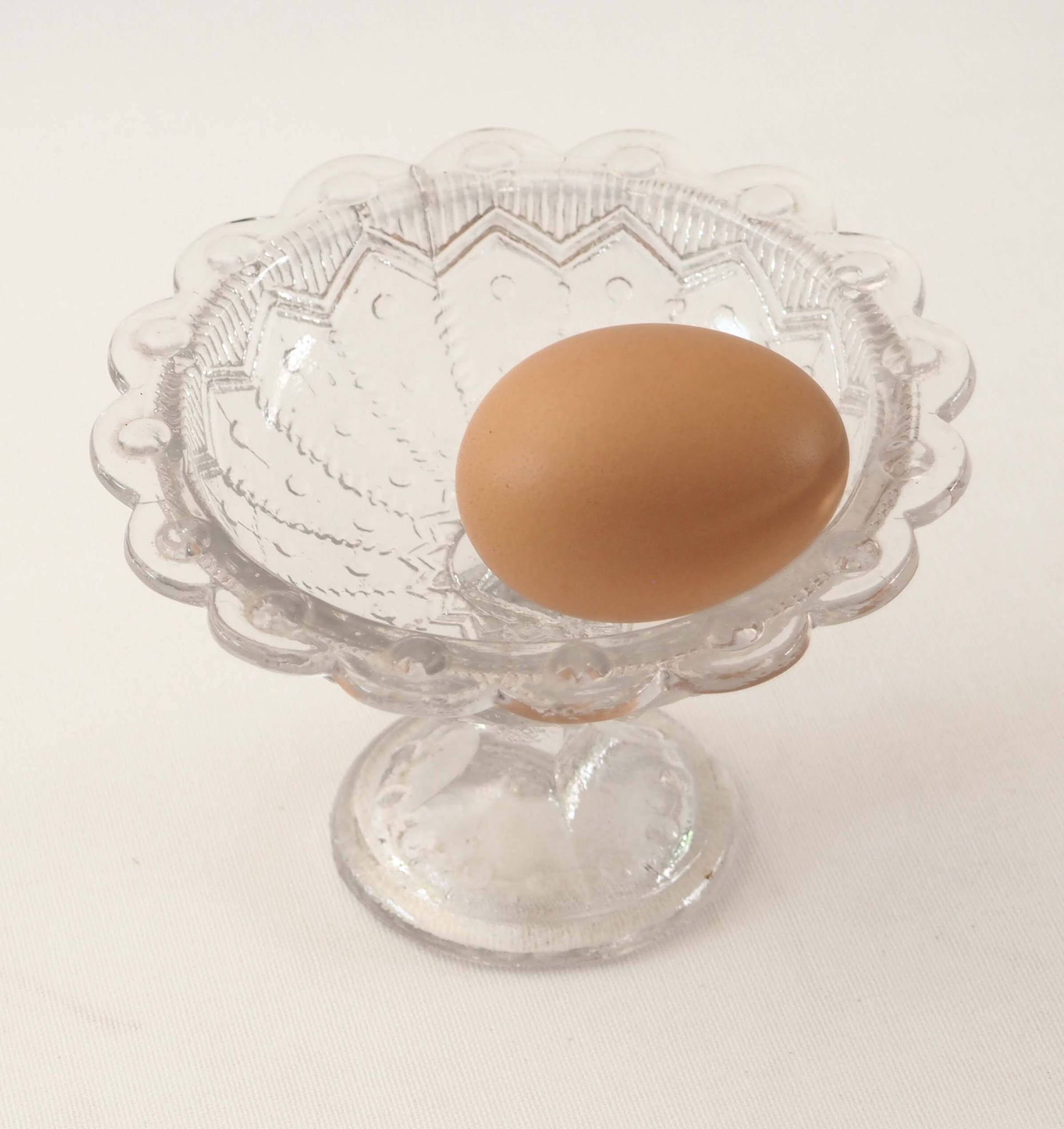 Coupe , mini compotier en verre ancien
