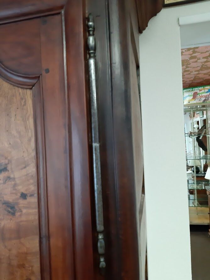 Armoire bressane