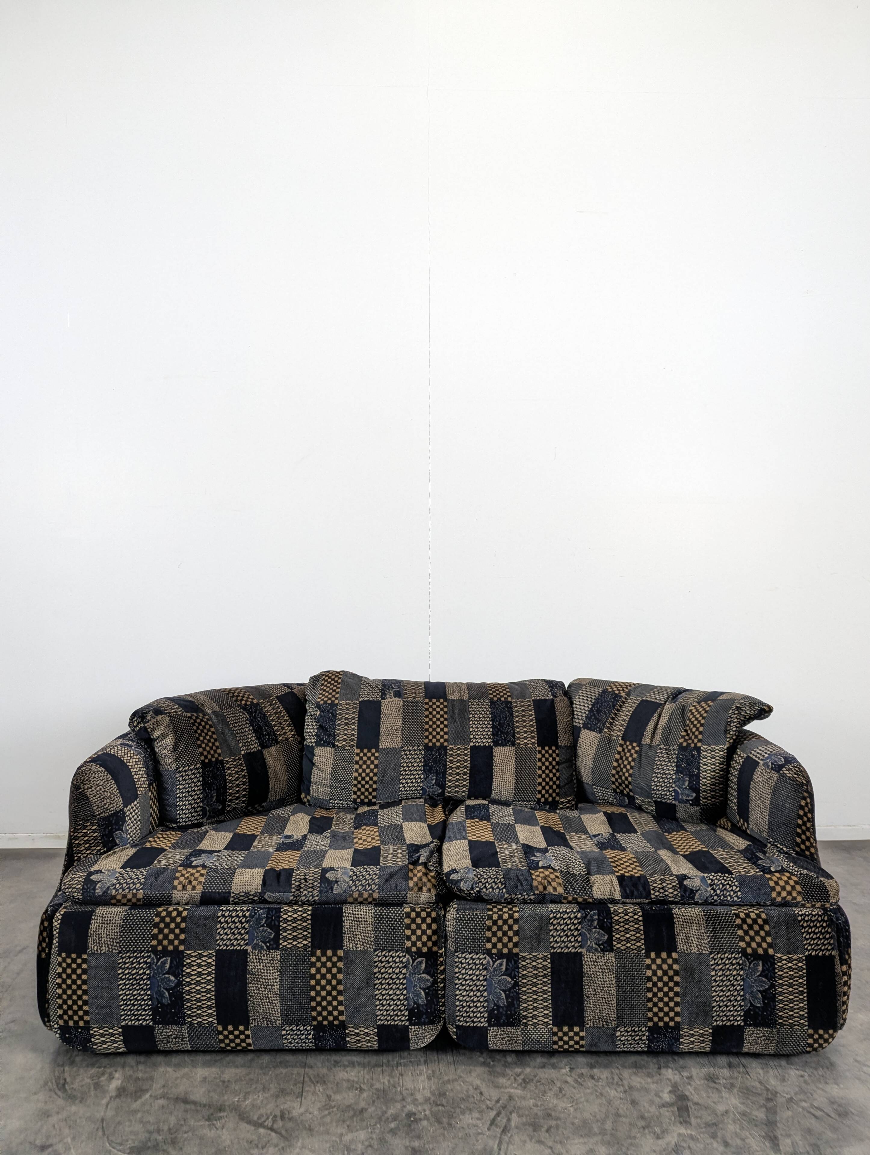 Canapé Confidential by Alberto Rosselli for Saporiti