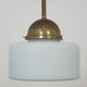 Suspension vintage classique en verre et laiton