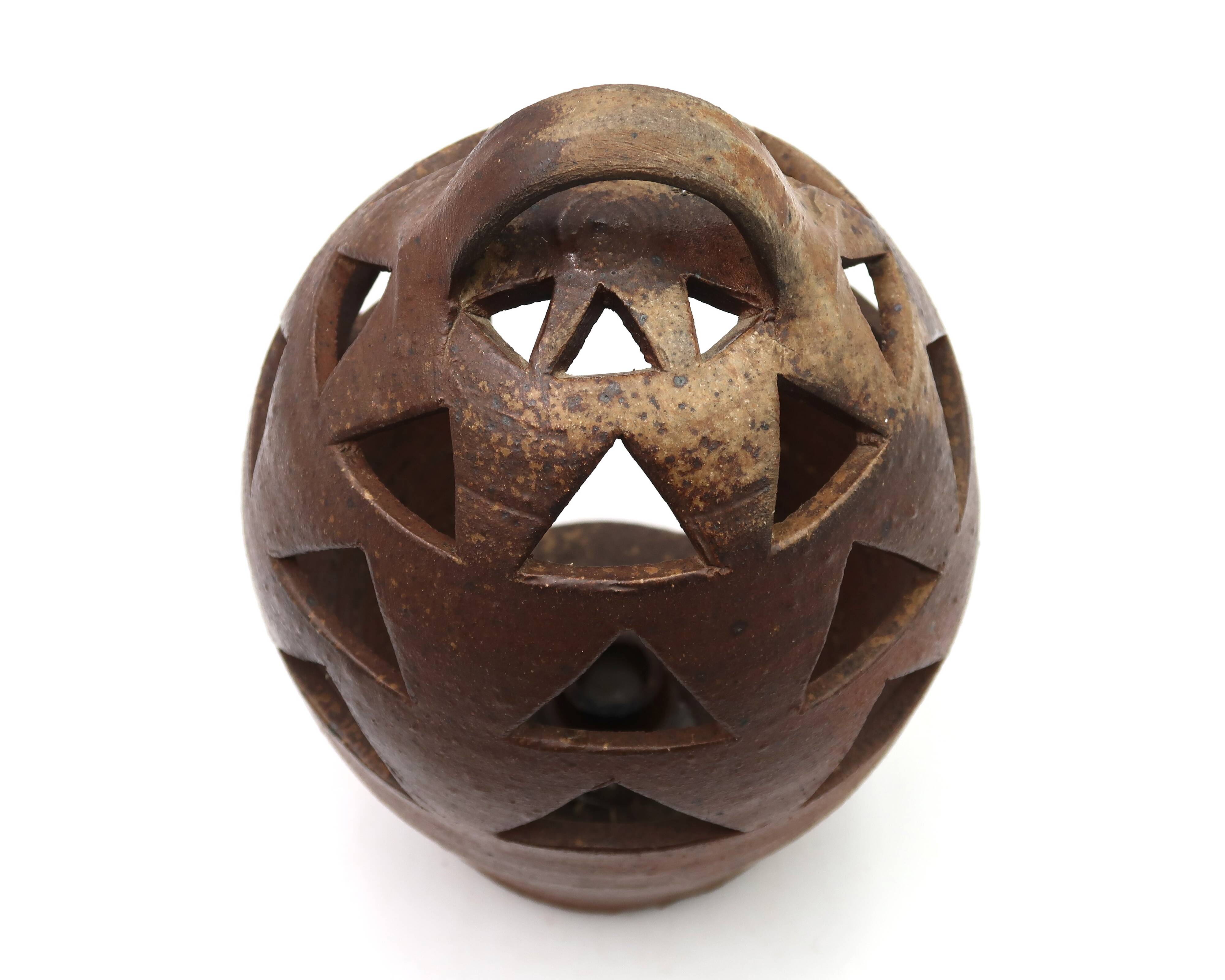 Impressive ceramic candlestick lantern, 1970s stoneware.