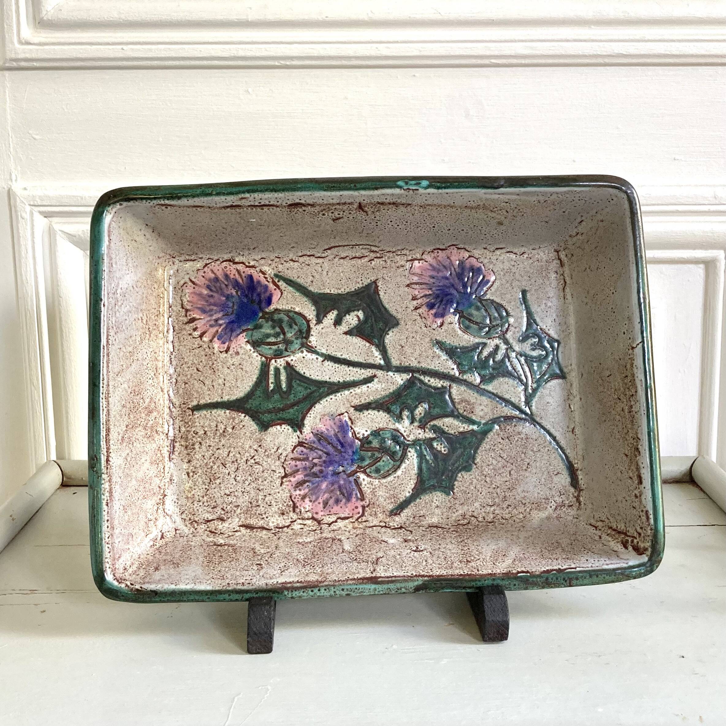 Vallauris ceramic "thistle" dish