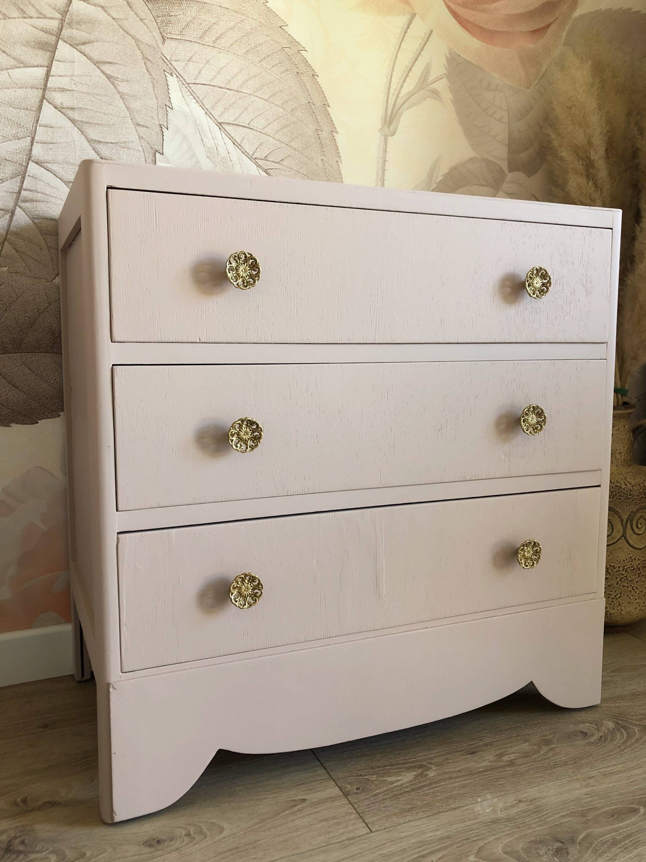 Vintage chest of drawers revisited in old powder pink