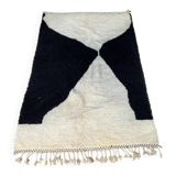 Moroccan rug in natural wool 250cm x 150cm