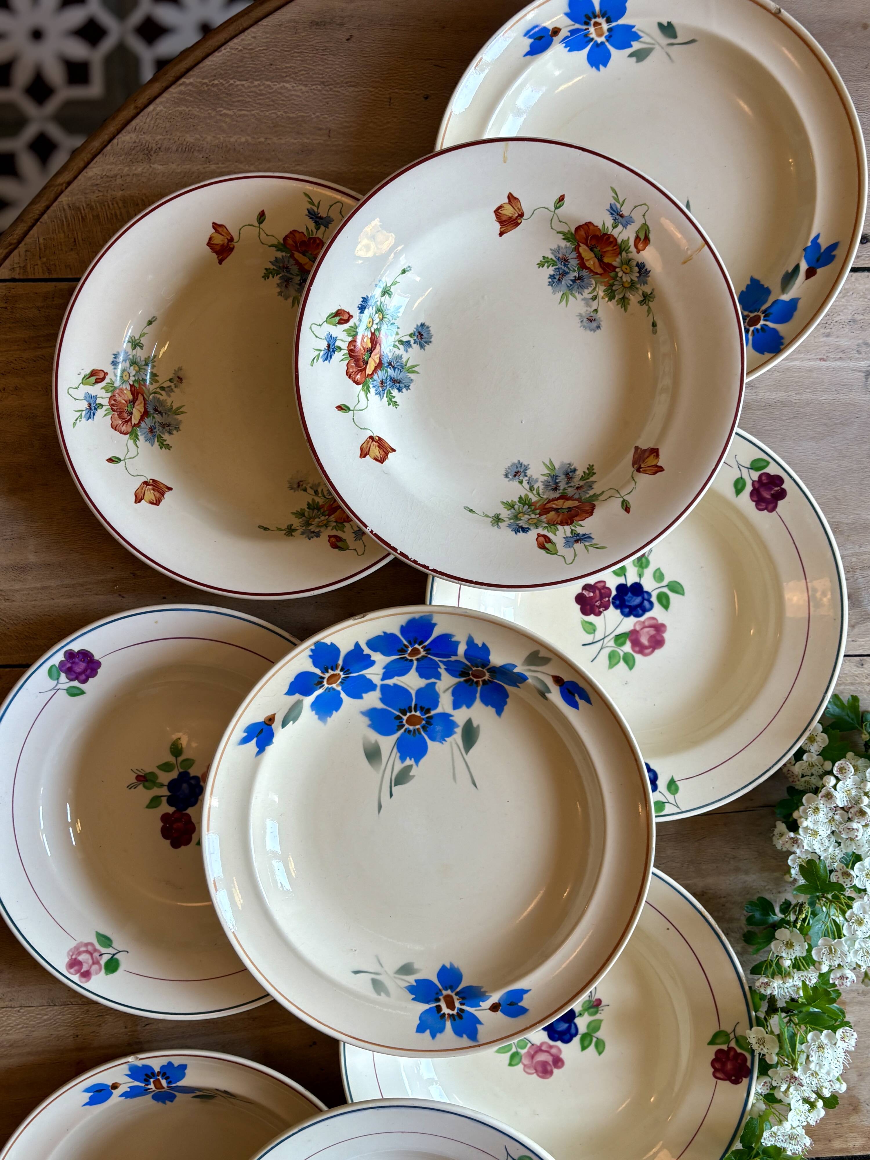 Set of 10 mismatched vintage soup plates