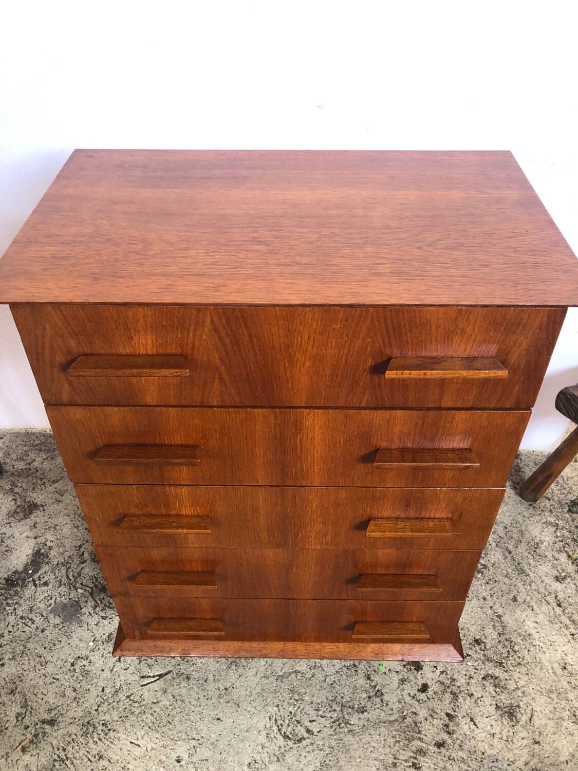 Vintage chest of drawers