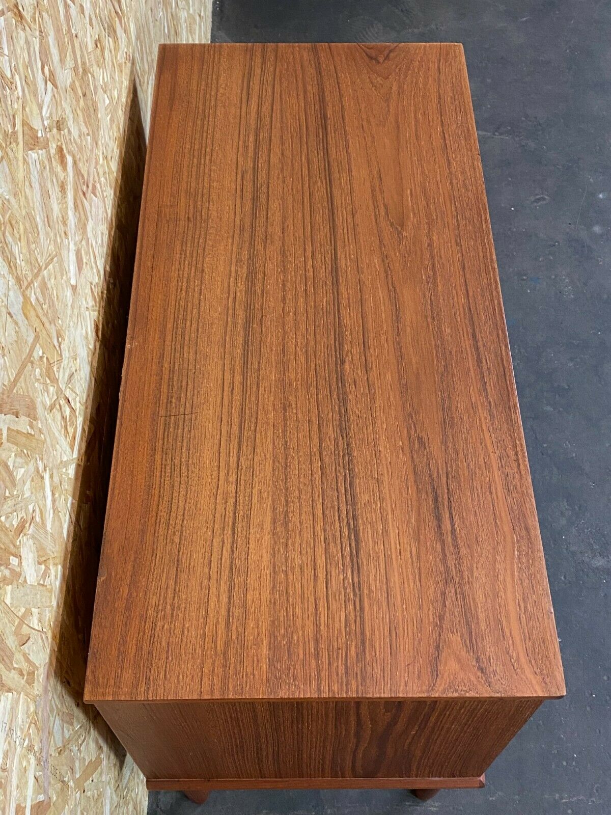 60s 70s teak sideboard Credenza cabinet Danish Modern Design Denmark 70s