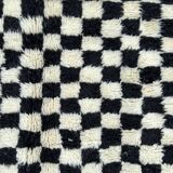 Traditional handmade azilal rug size 150 x 250 cm