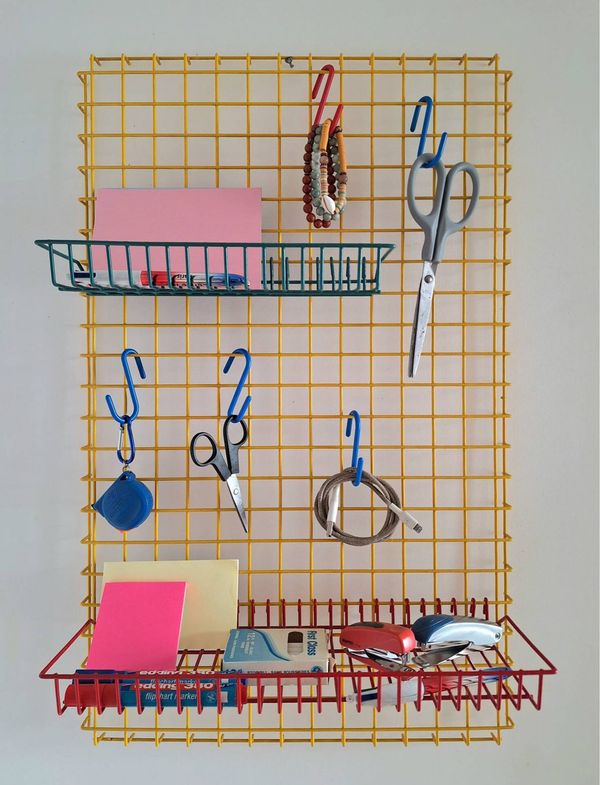 Organisateur vintage, grille de rangement, armoire murale