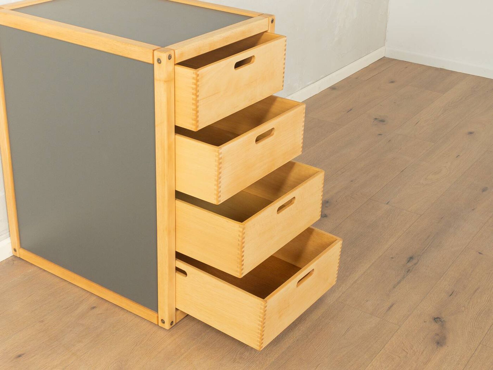 Commode Flötotto, années 1970, hêtre, HPL gris, 4 tiroirs