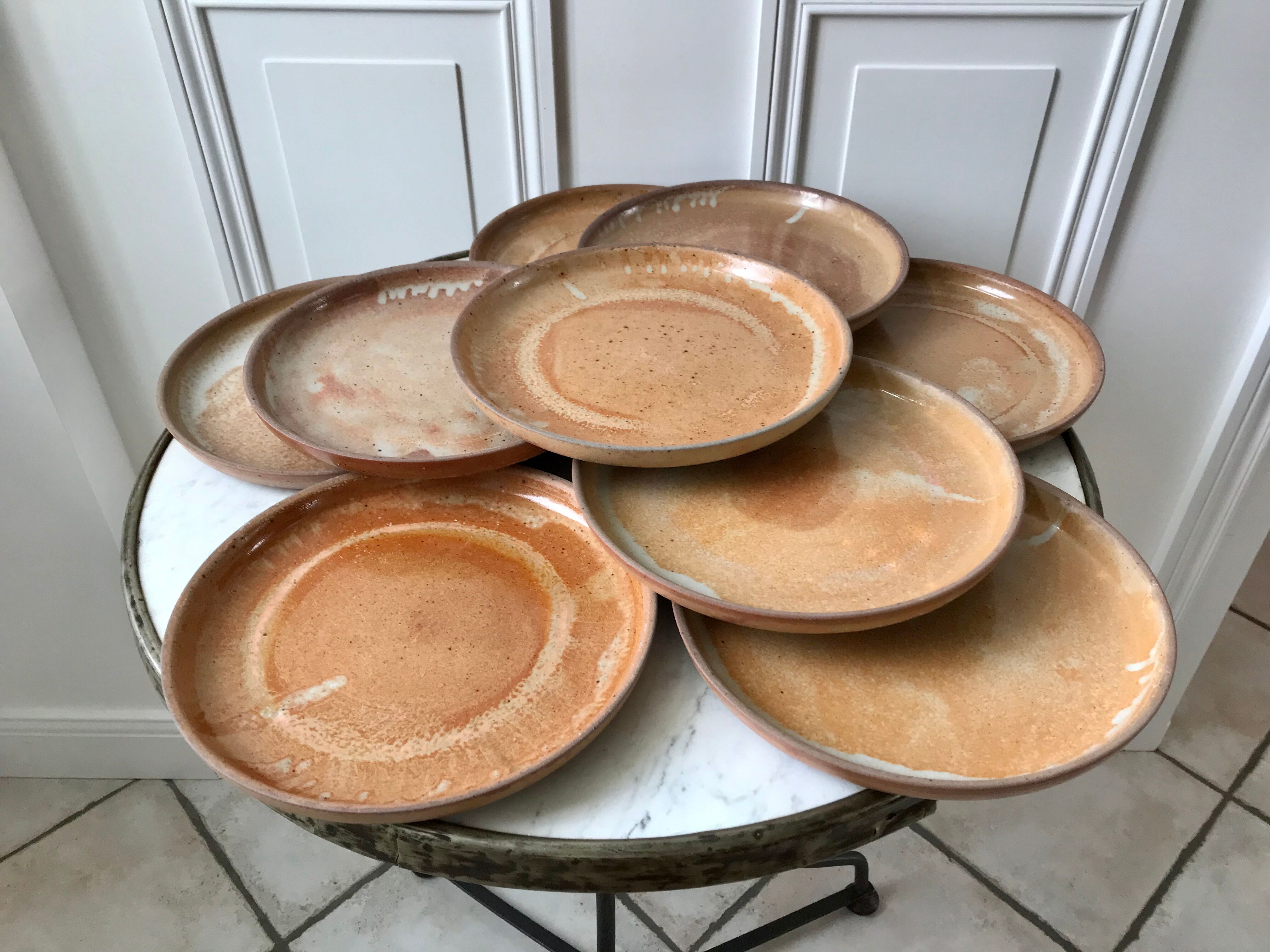 Set of 9 flat plates in artisanal sandstone 70s