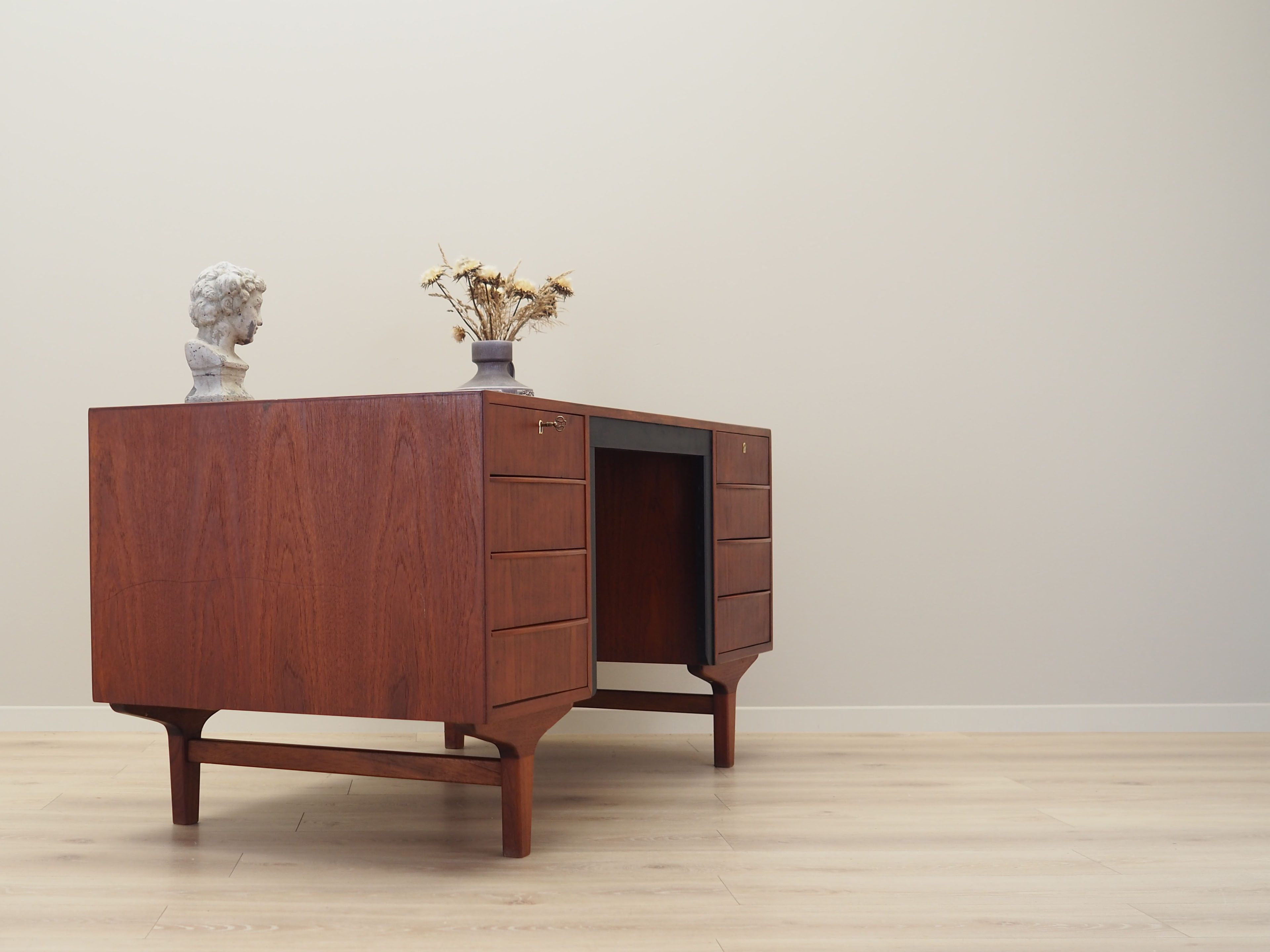 Teak desk, Danish design, 1970s, made in Denmark