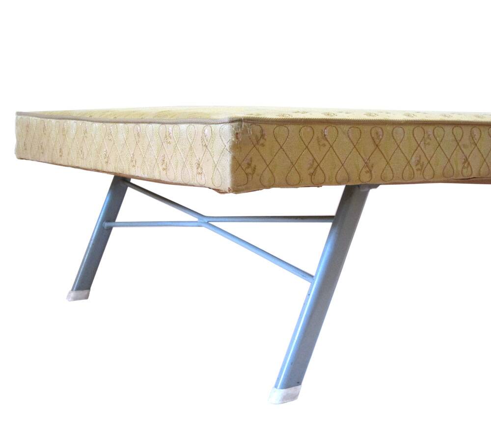 Fifties vintage collapsable daybed
