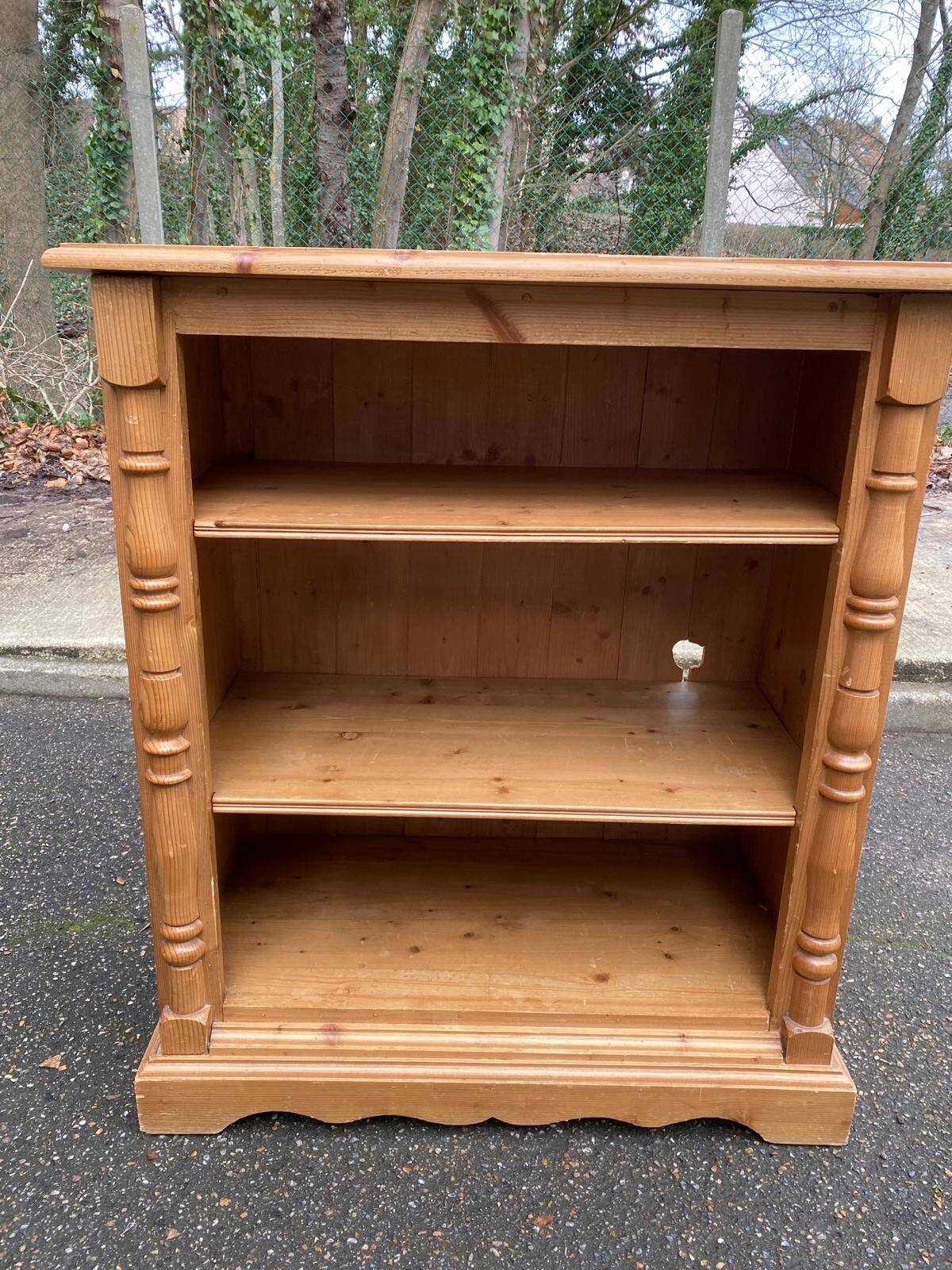 Vintage wooden shelf from Interior's in 1980s English style.