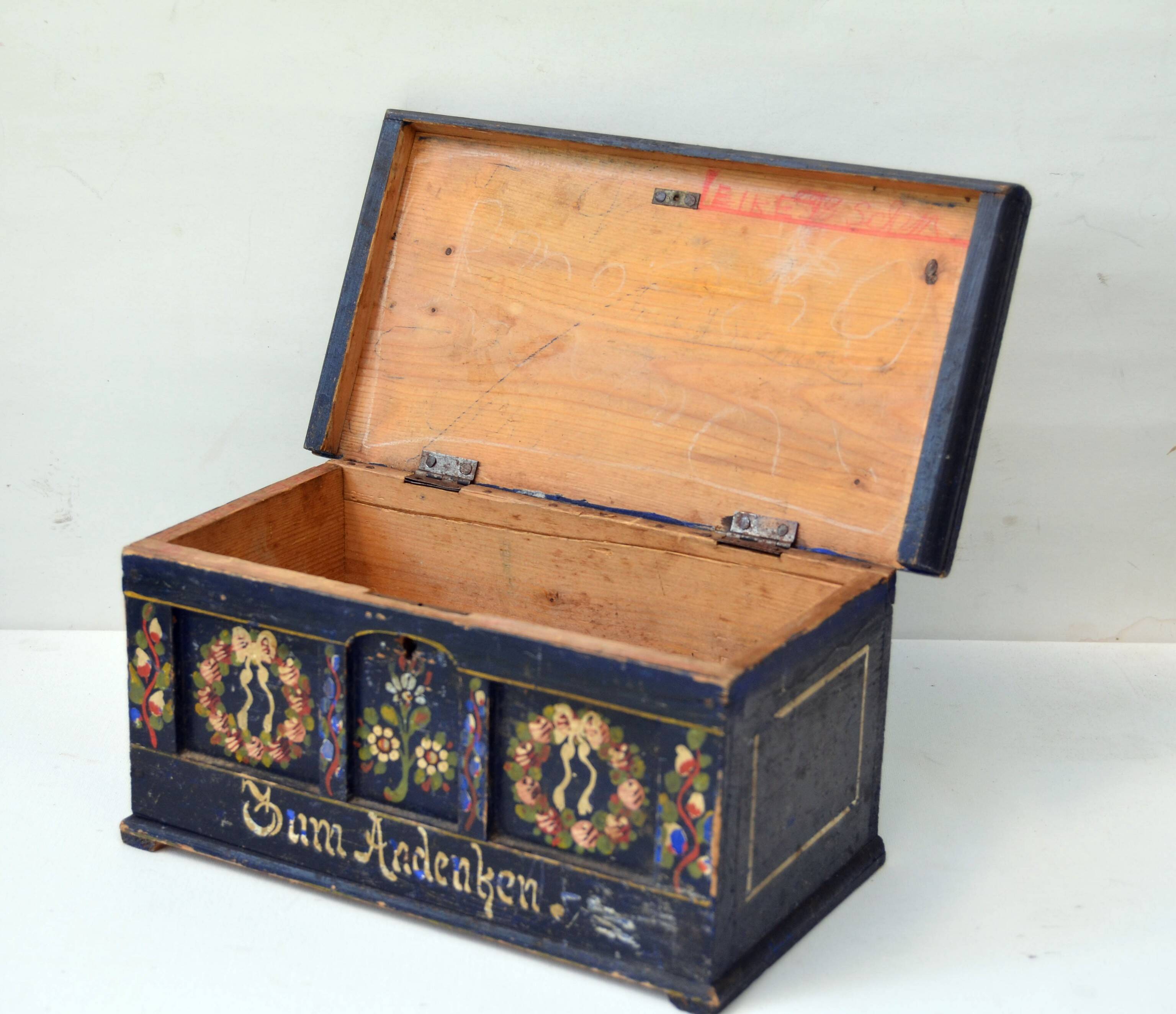Coffret en bois peint à la main, art populaire antique, mariée, fin du 19e siècle